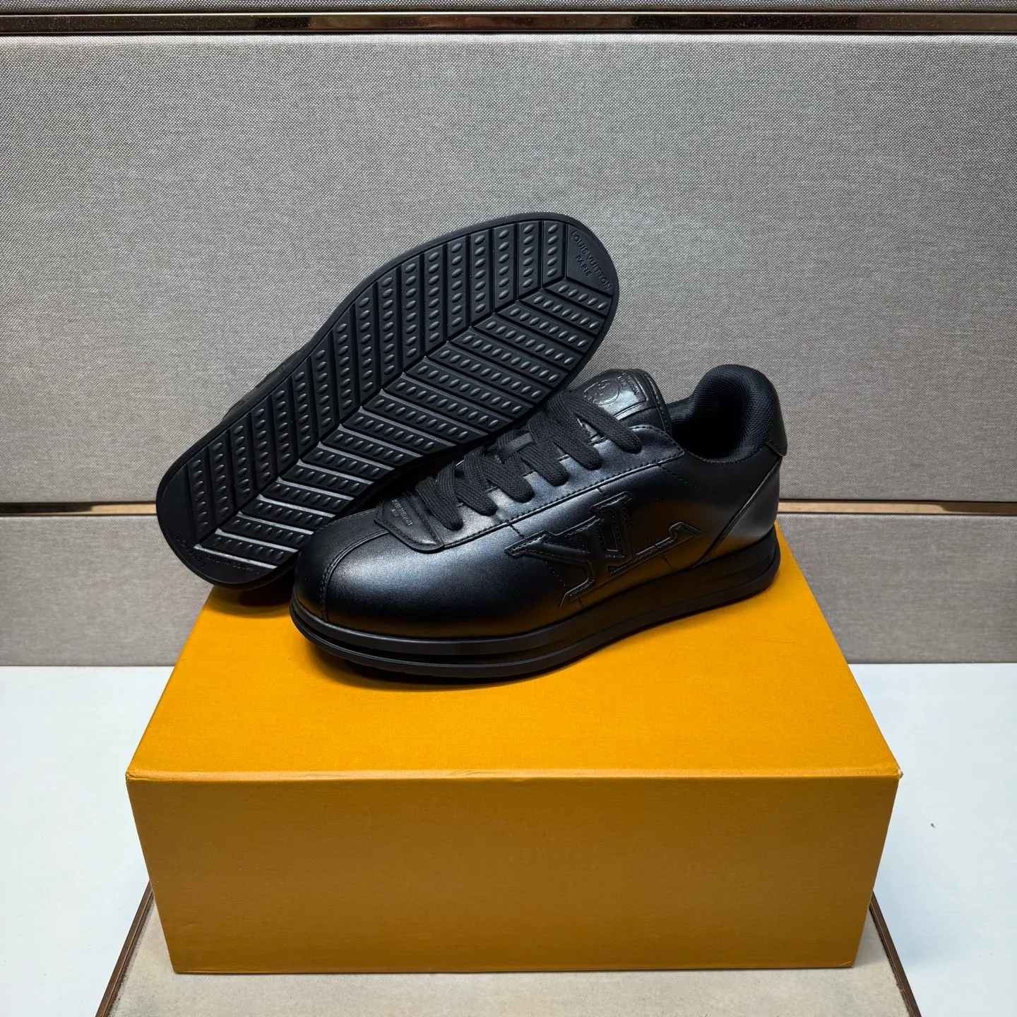 Men's men's shoes 💰pp560 [LV～] Men's casual shoes 2025z cabinet sales simultaneously 🔶Size: 38-44 #️⃣ 🔷5 colors🔜The upper is made of multi-material splicing➕Mesh lining, comfortable and breathable, sole: original comfortable and wear-resistant outsole, ⚠️real thing📱photographed🎬real thing is better📢📢📢